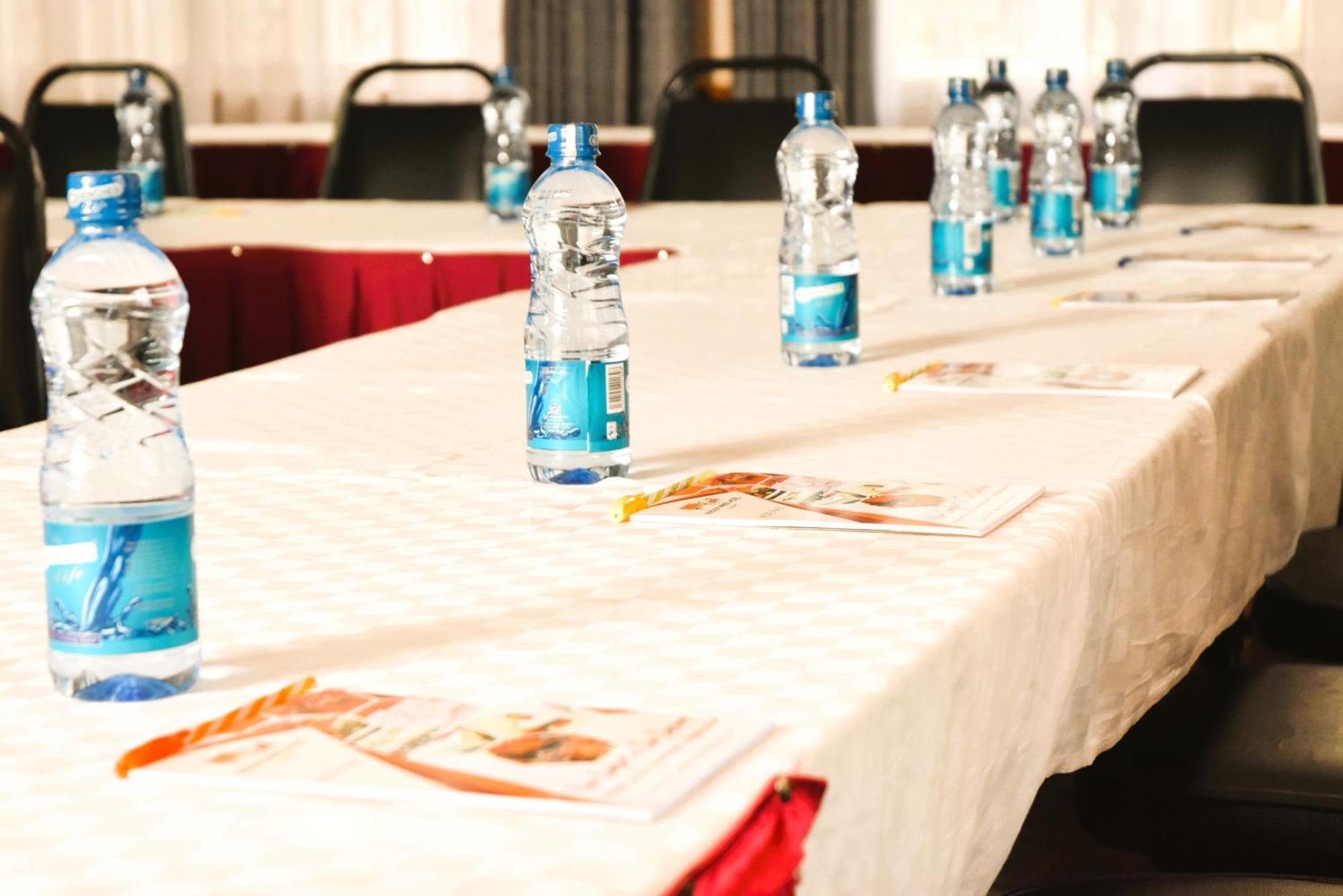 Wagon Wheel Hotel Eldoret Kültér fotó